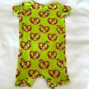 Posh Peanut Green Pretzel Onesie Size 6-9 months
